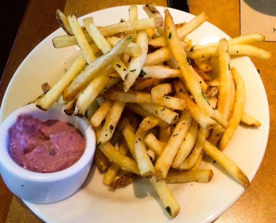 Snapdishの料理写真:French Fries from Nordstrom Café|sooprcoolchicaさん