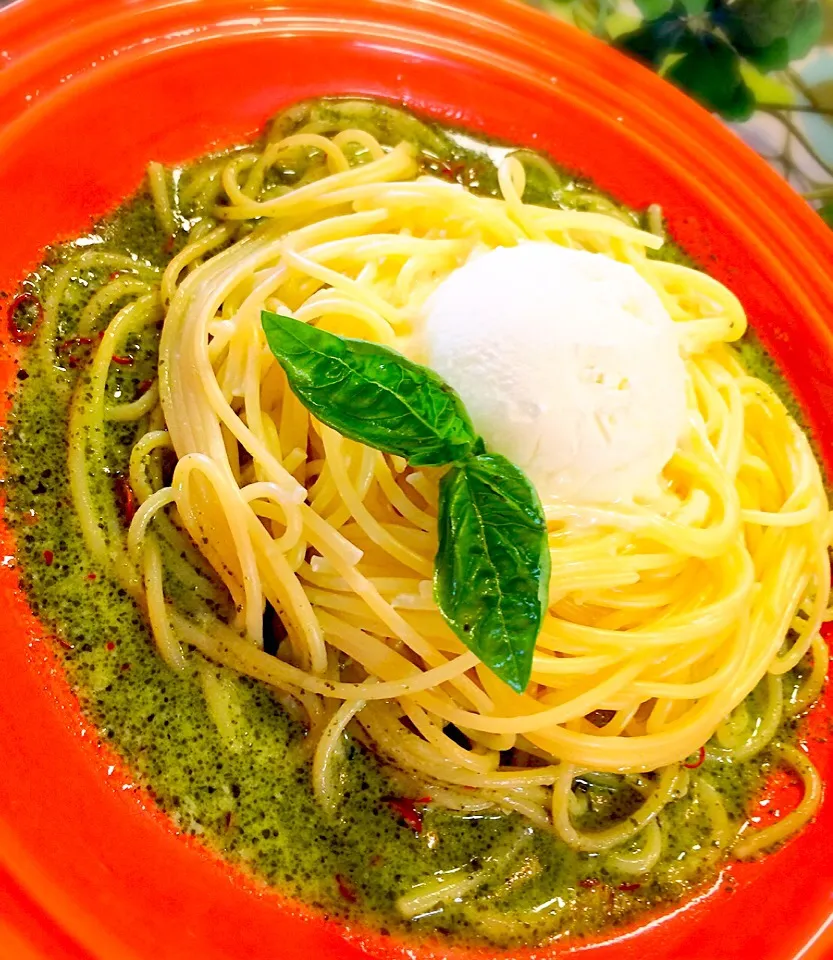 Snapdishの料理写真:おりぃ🎀ちゃんの料理 アイスクリーム風パスタ🍨豆乳ジェノベーゼ🌿リピ|honamiさん