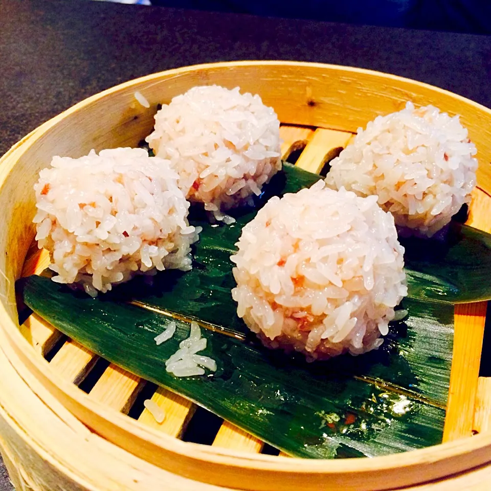 Snapdishの料理写真:Meatball covered by sticky rice|Vanelさん