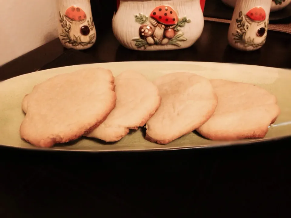 Snapdishの料理写真:Banana sugar cookies|lisaさん