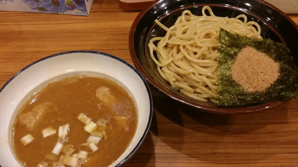 Snapdishの料理写真:ラーメン・つけ麺|マロさん