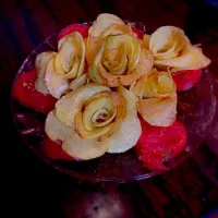 Snapdishの料理写真:薔薇の花びら ポテト|薫さん