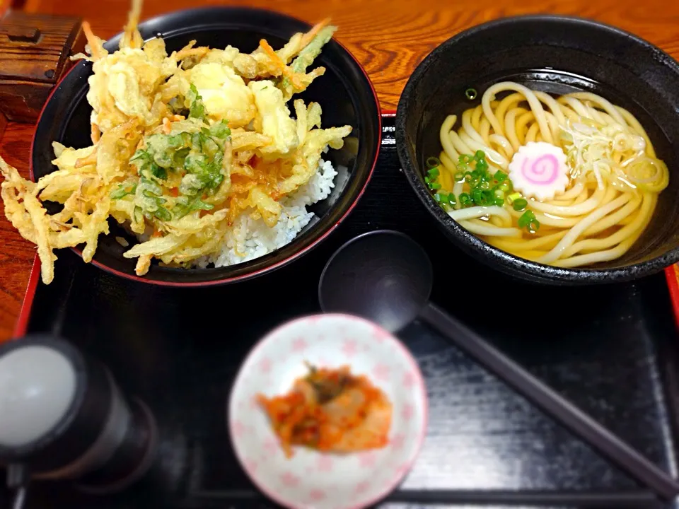 ぶっ掛け冷うどんとかき揚げ丼セット|るっくさん