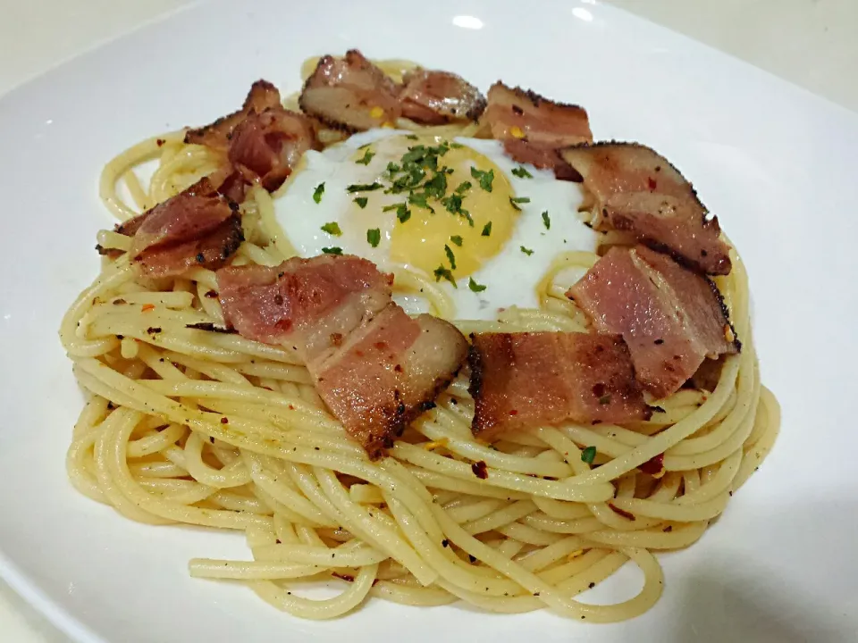 bacon aglio olio #pasta|Yvonne C.さん