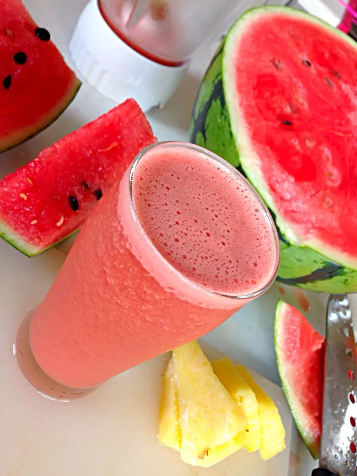 Watermelon pineapple smoothie 🍍🍉perfect for summer❤️|viviさん