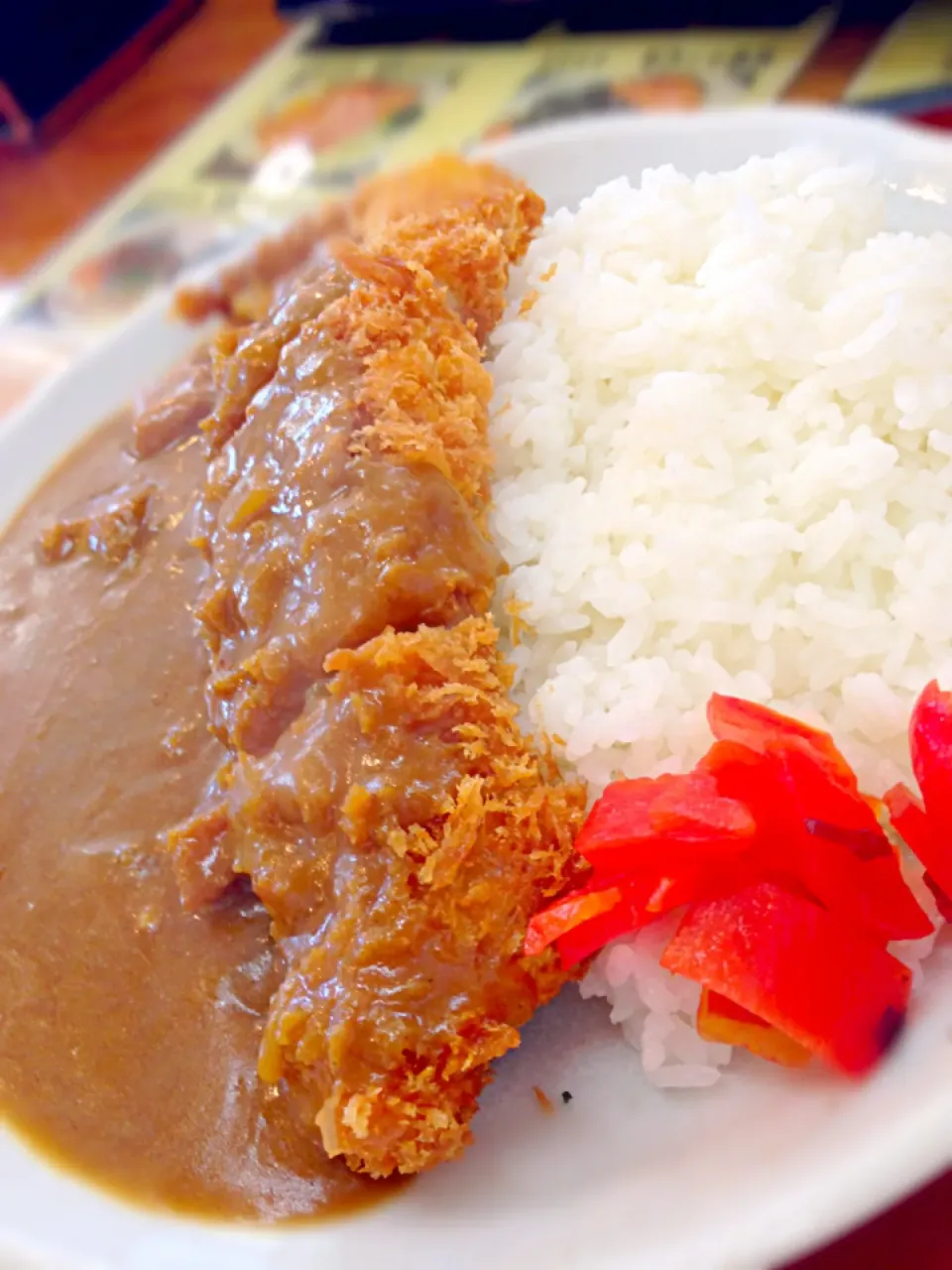 田舎街の駅前の定食屋のカツカレー！素朴な味で美味しい！ @小作 へいわ亭|Tomyさん