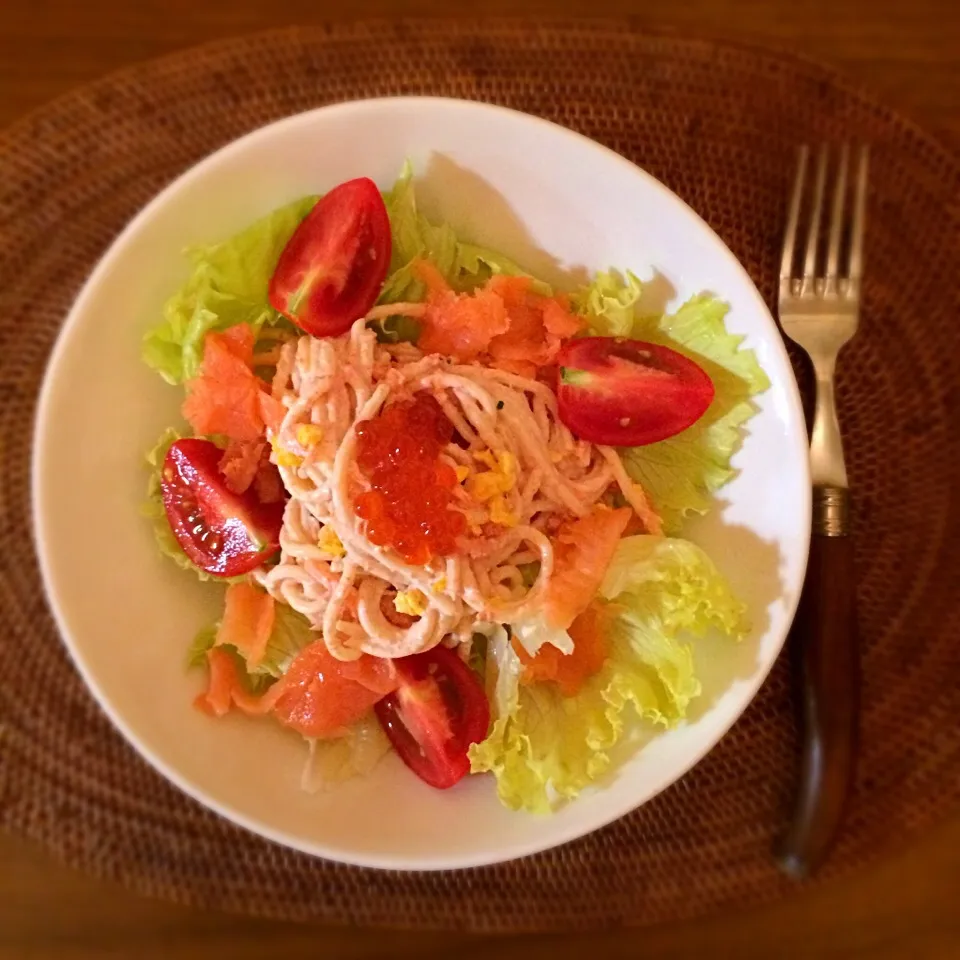 赤い食べ物が好きですサラダパスタ|マユマユさん