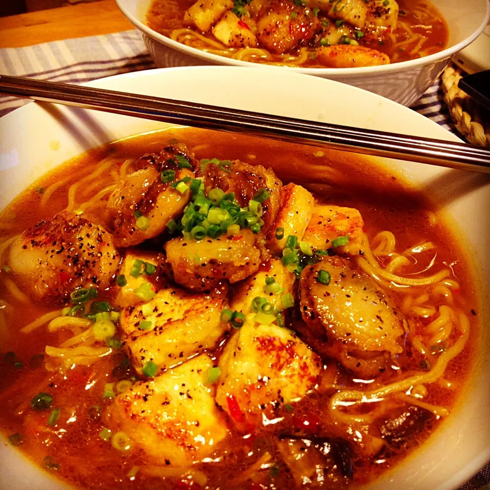 Tofu & Scallop Noodle Soy Soup|Emanuel Hayashiさん