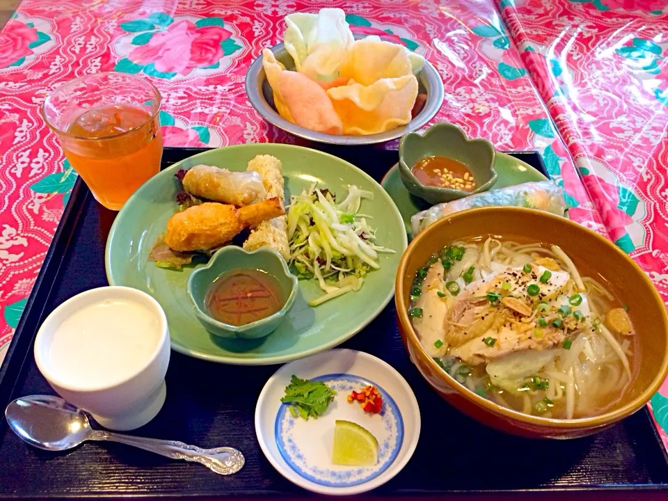 ベトナム料理のレディースランチ|有山さん