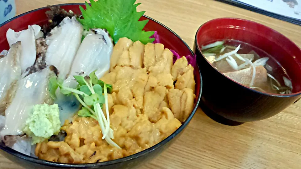 今日のランチは、うにアワビ丼☆|かおりんさん