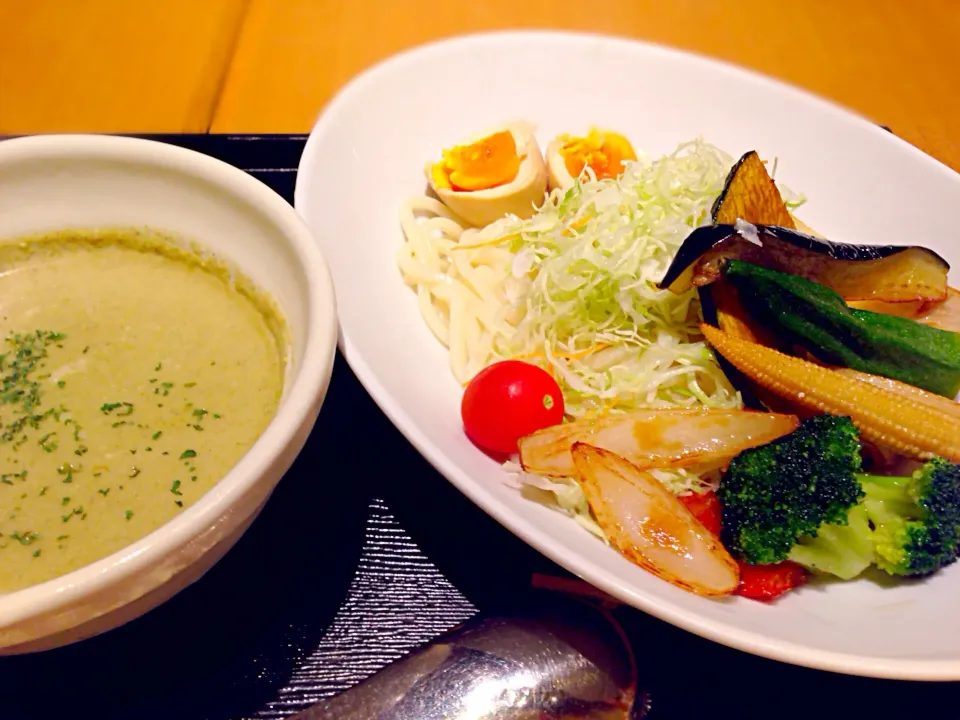 冷製グリーンカレーつけうどん|流線形さん