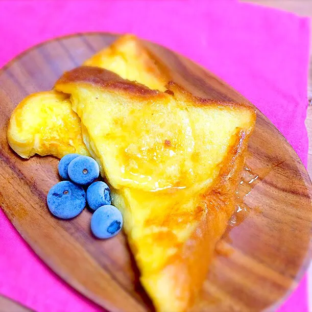 Snapdishの料理写真:大雨の朝はゆっくりフレンチトースト⋆′◡ु͐‵⋆♡|きよみさん