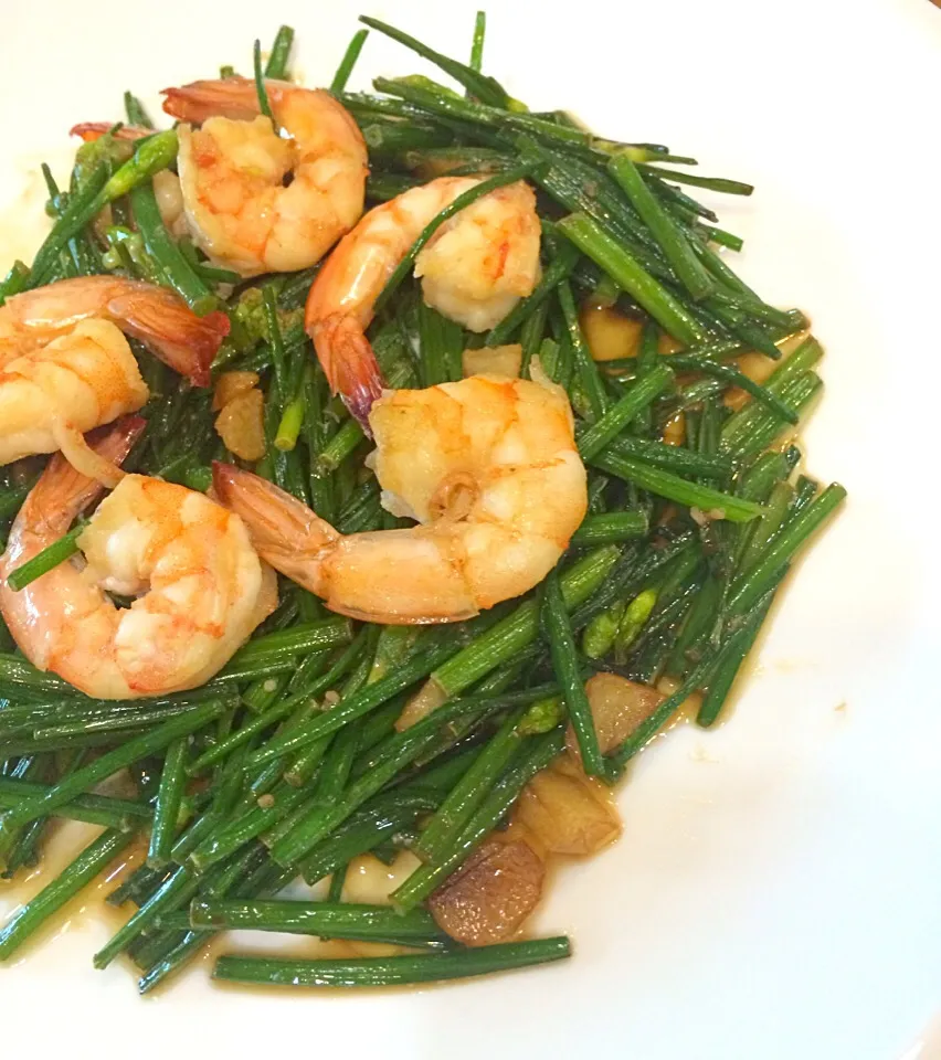 Stir-Fried Shrimp and Chives Flower/海老と花ニラの炒め物/ผัดกุยช่าย|SaSaさん