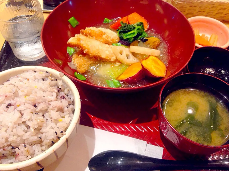 大戸屋 すけそう鱈の生姜みぞれあん定食|ponnaoさん