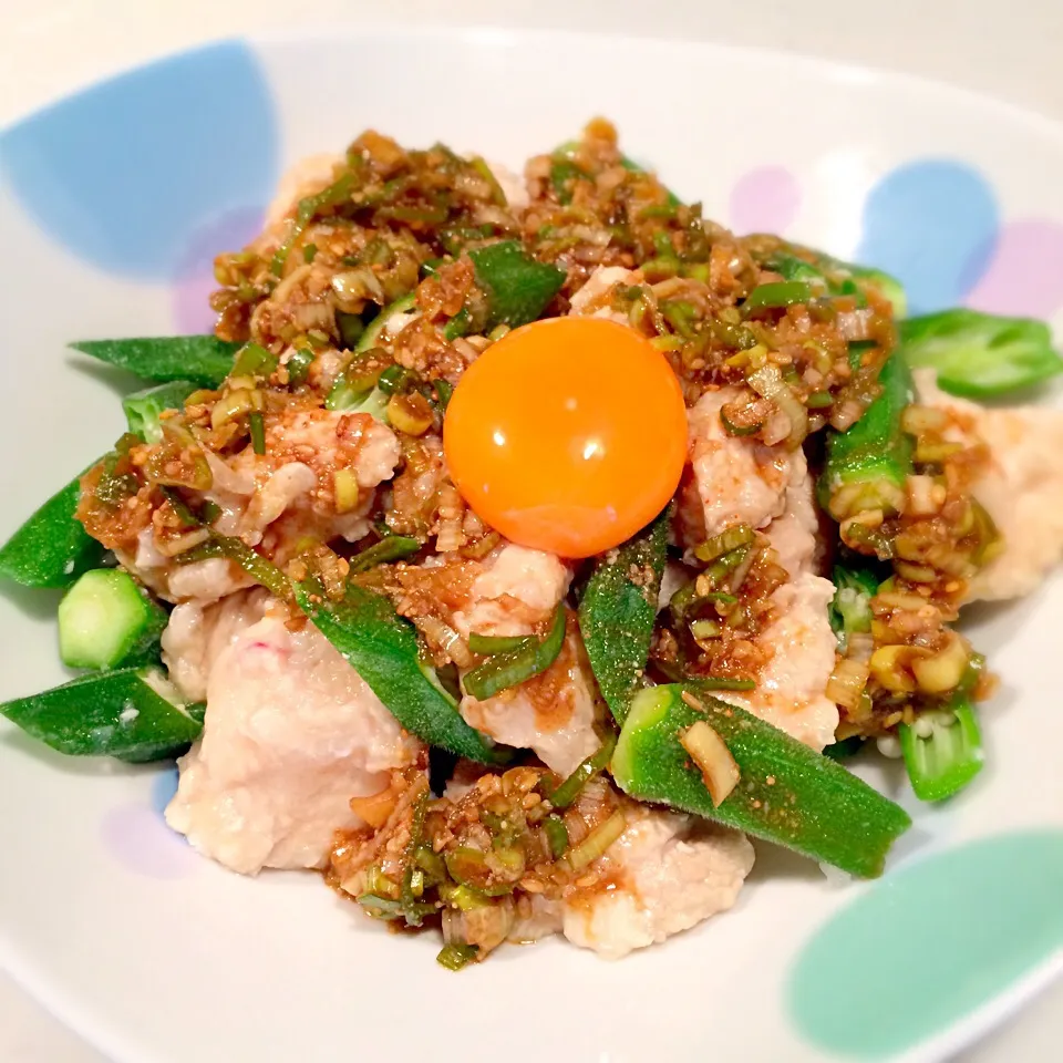 プーティさんの料理 しっとり✨ 鶏むね肉とオクラの ユッケ風〜♪|みきこさん