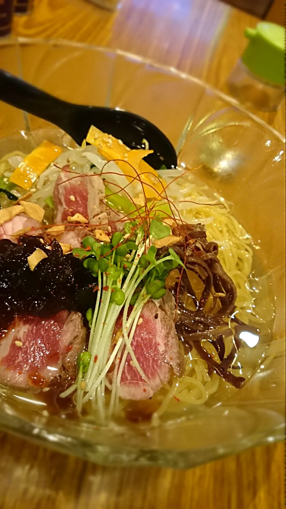 Snapdishの料理写真:ラムのたたきの冷たいラーメン|Yumikoさん