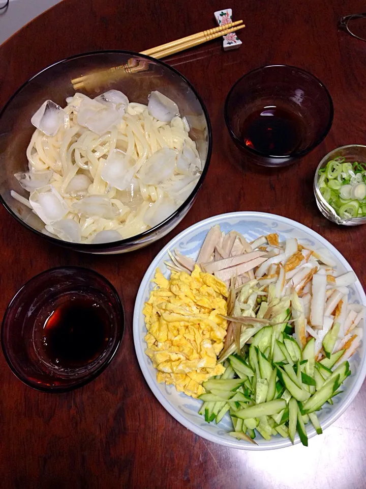 かんたん ばんごはん うどん 料理です😋 ;-)|🍀oanh🎀さん