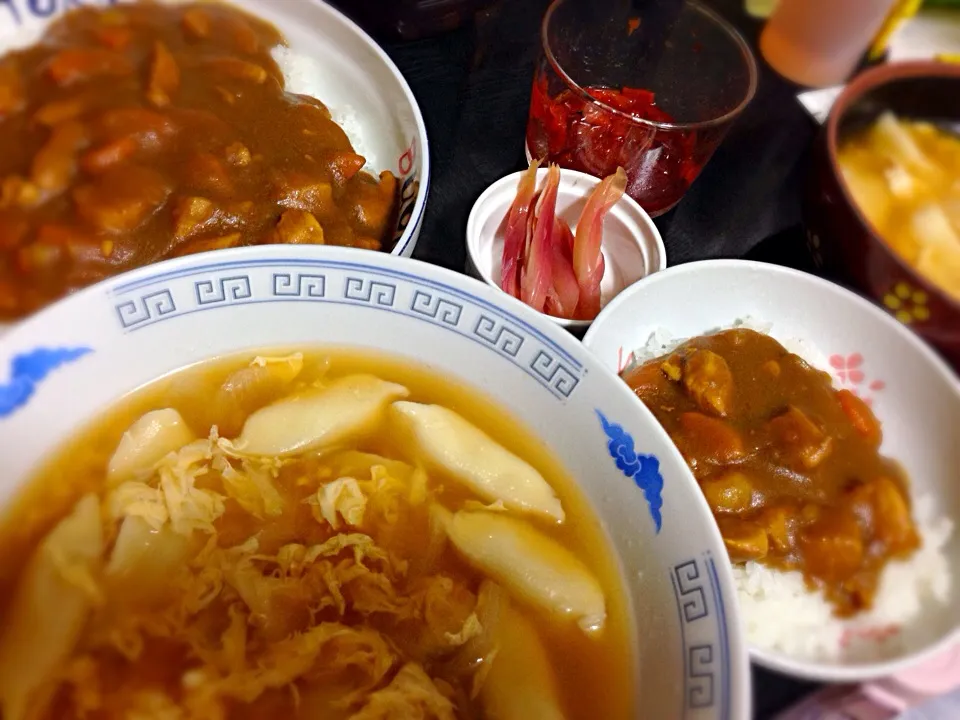 今日の晩ご飯は、かきたまスープ仕立ての水餃子、茗荷の甘酢漬け、昨日のカレー。|ゆえさん