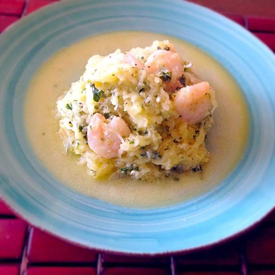 Spaghetti Squash w/ Shrimp in Garlic Butter Sauce|Leydalisさん