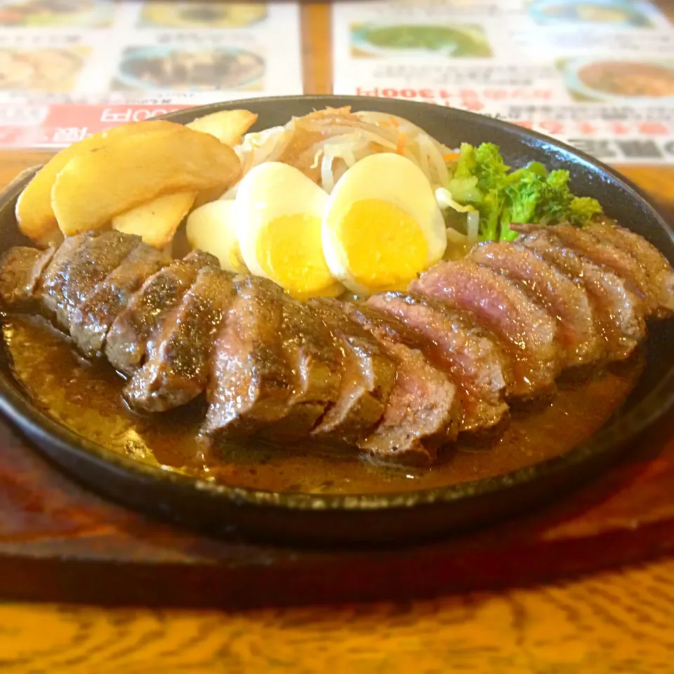 下山後に食べたガッツリ肉🍖|ラー山さん