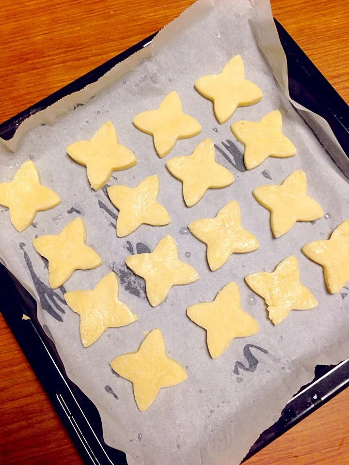 型抜きクッキー  手裏剣 ₍₍(꒪່౪̮꒪່)⁾⁾|加奈さん