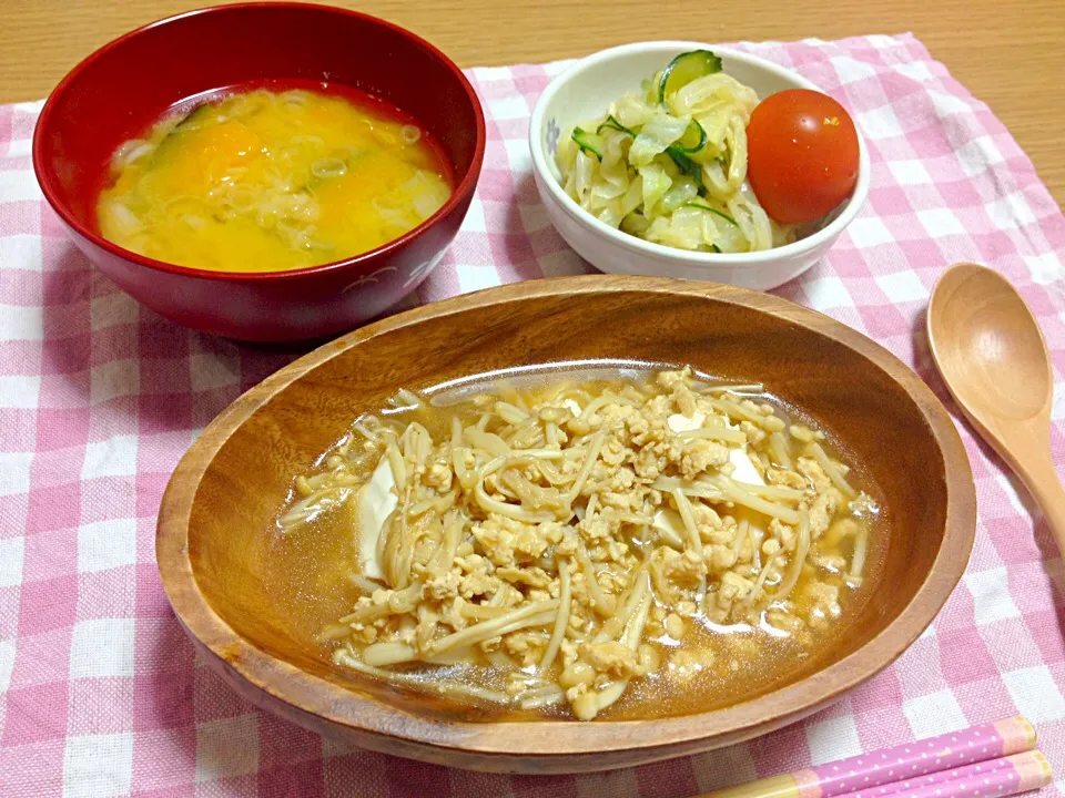 鶏そぼろとえのきのあんかけ豆腐の晩ご飯|たきゃたさん