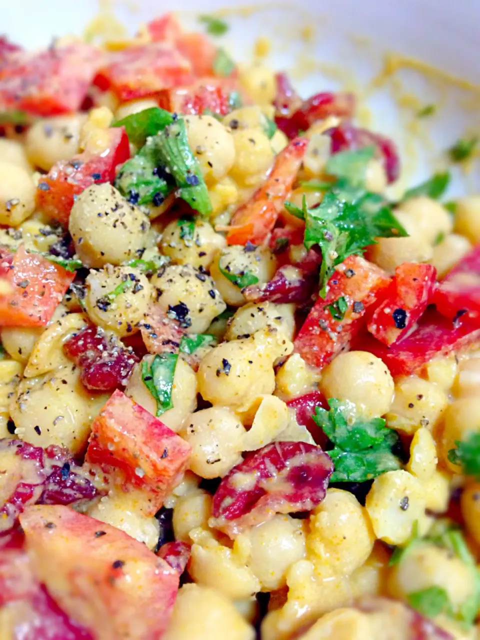 Chickpea salad in Tahini-curry dressing|coxiella24さん