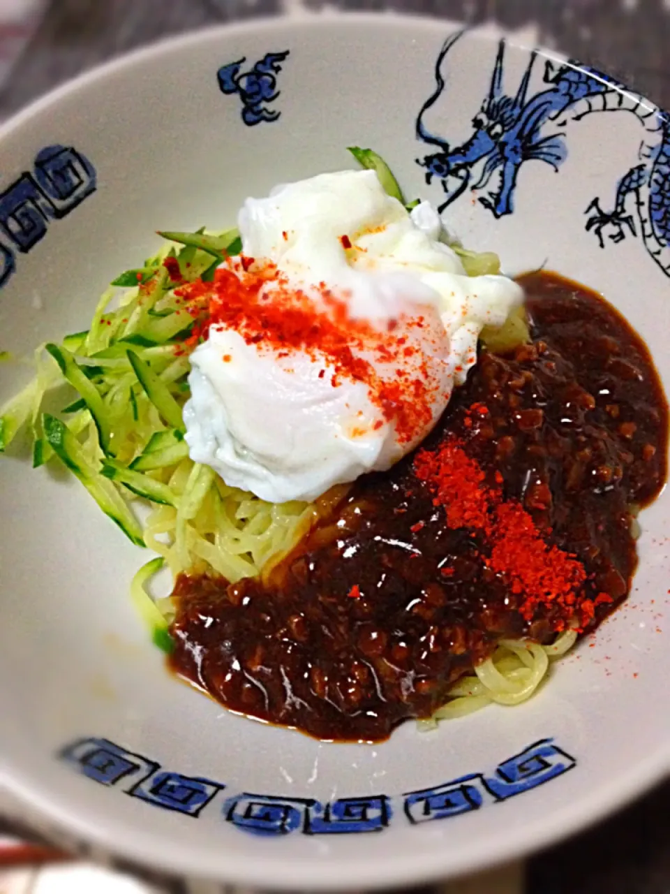 Snapdishの料理写真:ジャージャー麺  なのかな|あくびさん