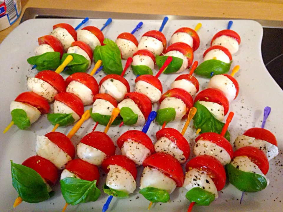 Tomato-Mozzarella-Snacks|Fujiko Toyohashiさん