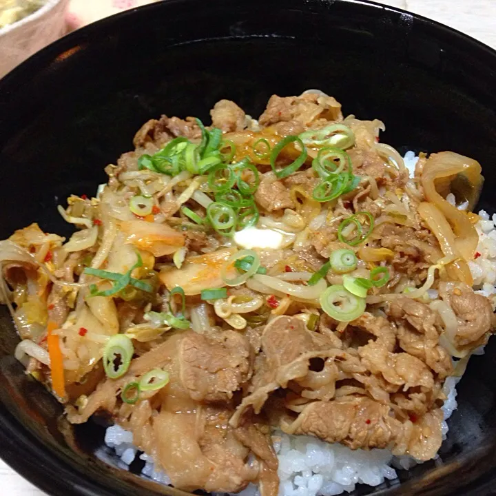 キムチ入れ牛丼|あやにん食堂さん