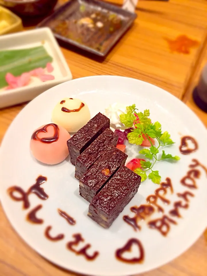 居酒屋で頂いた誕生日サービスケーキ♫|山本佳子さん