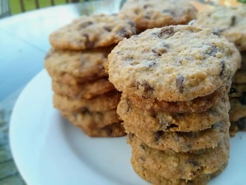 Snapdishの料理写真:Homemade chocolate chip cookies #Cookies #Chocolate|Julie Tranさん