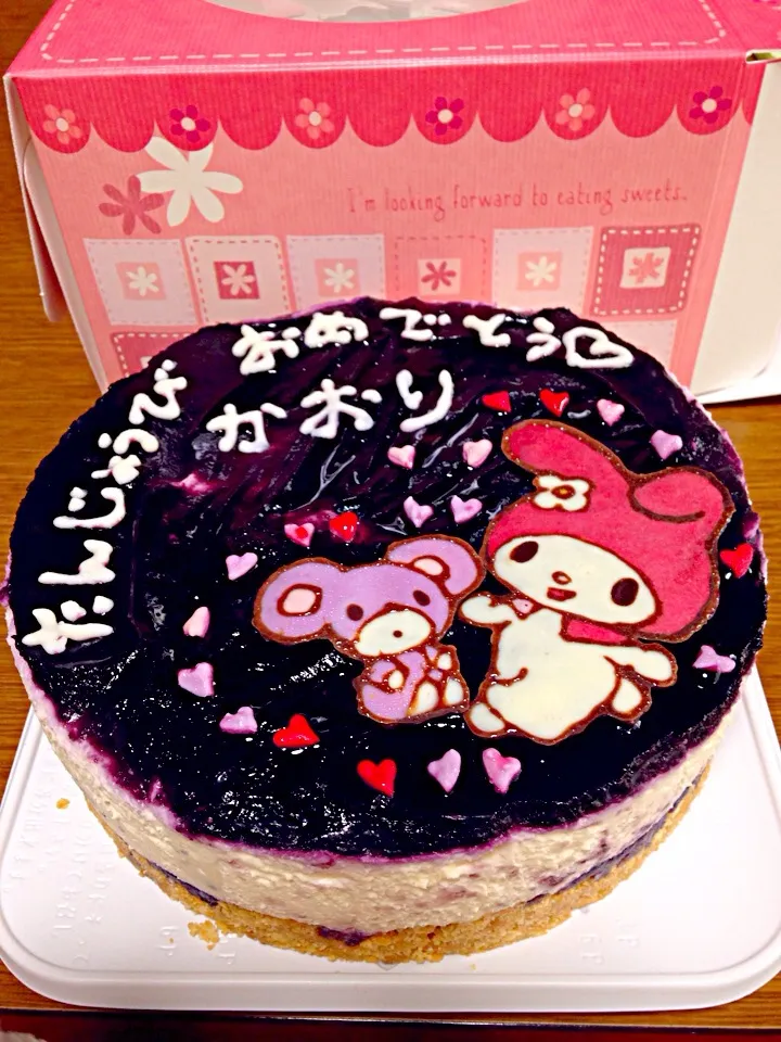 Snapdishの料理写真:バースデーケーキ頂き物♡|Kaori Nakamuraさん