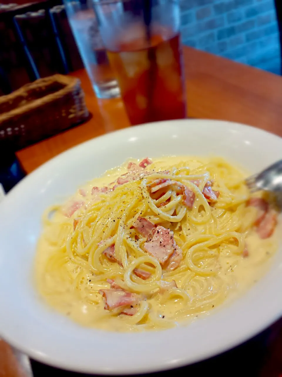 お出掛けランチ♪カルボナーラ最高ぉ～♡|Hitomiさん