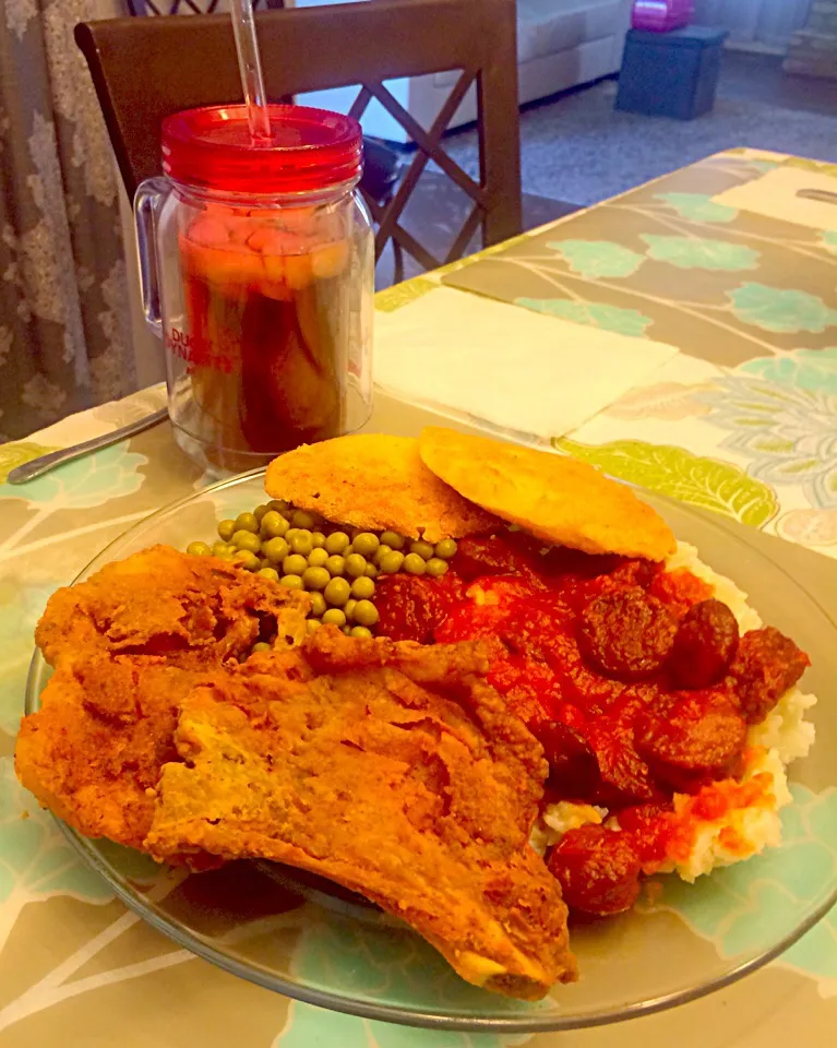 Fried Pork Chops, Stewed Tomatos & Rice w/ Sausage,  Sweet Peas & Fried Hoecakes|FoodManOnWheelzさん