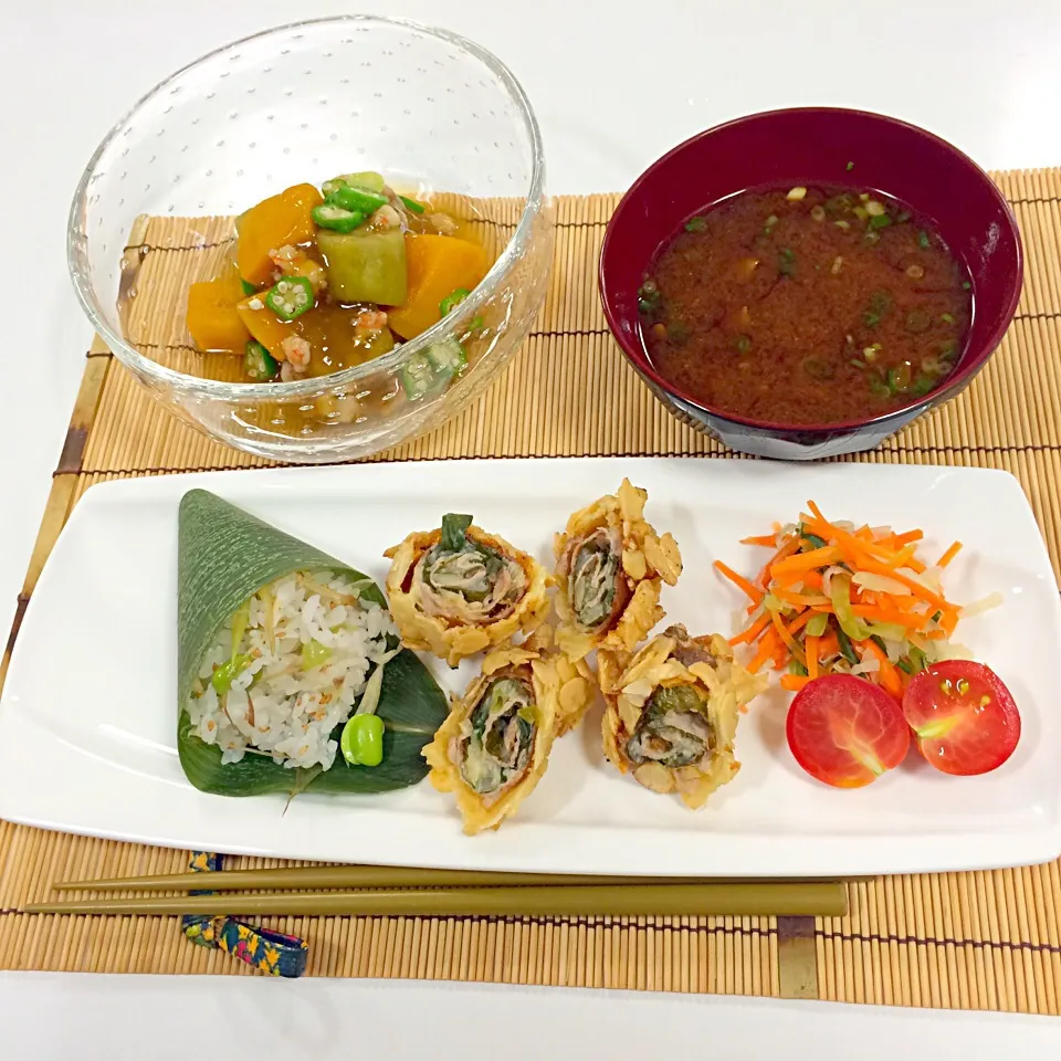 Snapdishの料理写真:豚肉の風味揚げ、ミョウガの混ぜご飯、ナスとカボチャの水晶煮、なめこの赤だし|あきさん