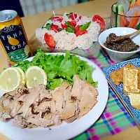 Snapdishの料理写真:鶏もも肉ハーブ焼きと青唐辛子味噌とトマト素麺 ❀✿