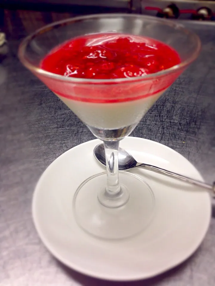 Panna cotta @Samui steak|Ploy PNさん