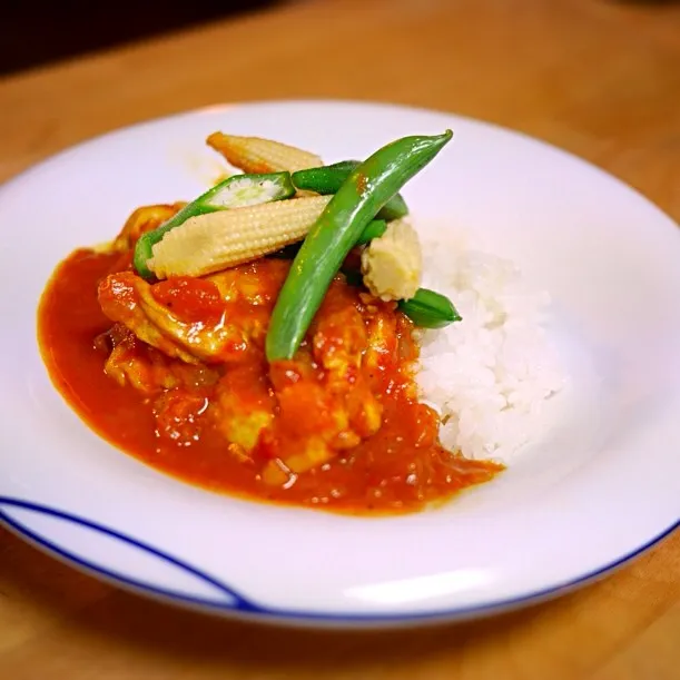 夏野菜と鶏肉のトマトカレー|manamiさん