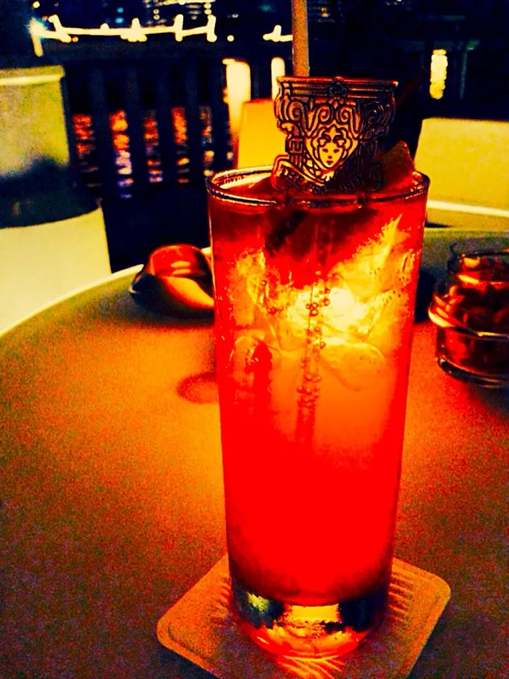 Bangkok Sling    :The Peninsula BKK Sgnature Cocktail|ひぐちんさん