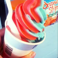 Snapdishの料理写真:Soft serve #hot #yummy|kassidy wedemeyerさん