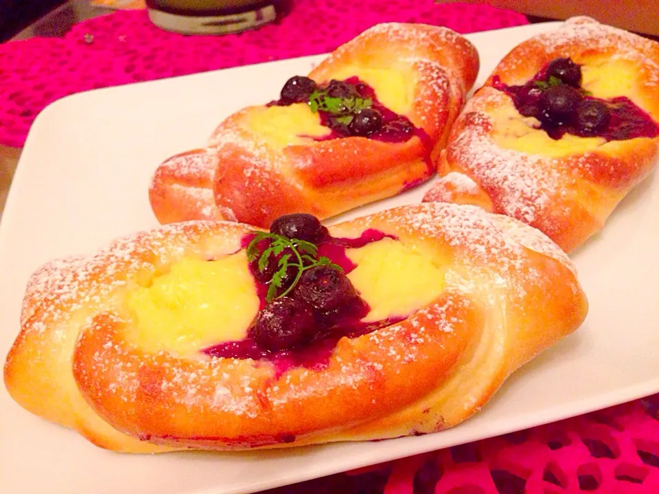 Blueberry custard bread|Reiko Kojimaさん