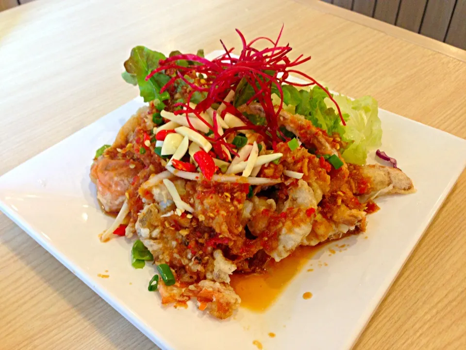 Crispy fried soft shell crab with spicy sauce|PhUnGさん