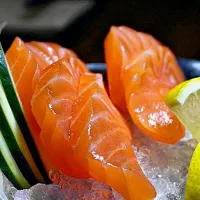 #salmon #sashimi #Japanese cuisine #delicious #yummy #fresh|Kimさん