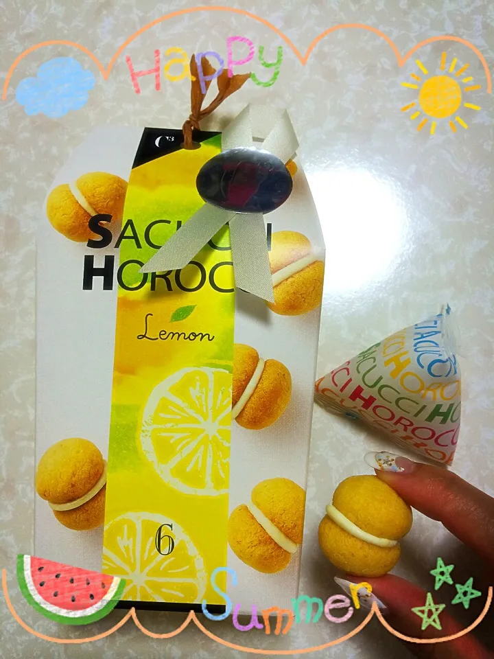 Snapdishの料理写真:シーキューブの夏季限定🎐レモン味🍋のサクッチ•ホロッチ|みきぴょん♪さん