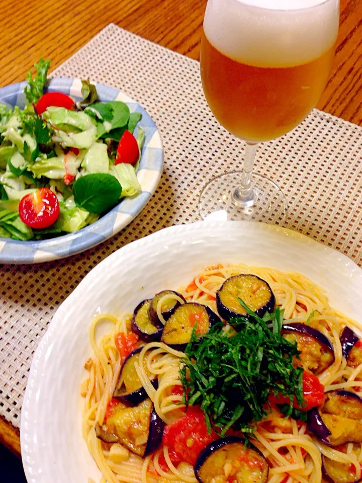 Snapdishの料理写真:実家で1人ご飯🍝🍺|まみりんごさん