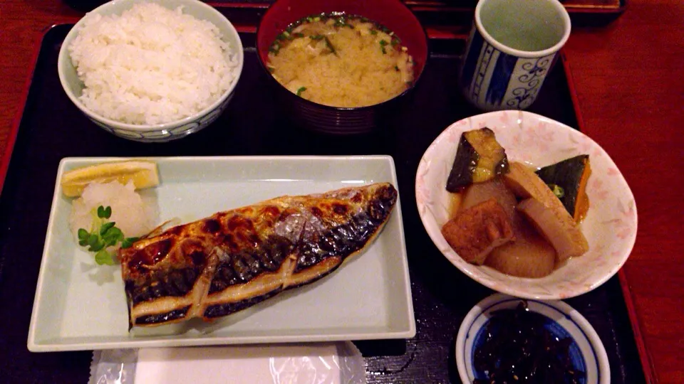 サバの塩焼き定食|なおさん