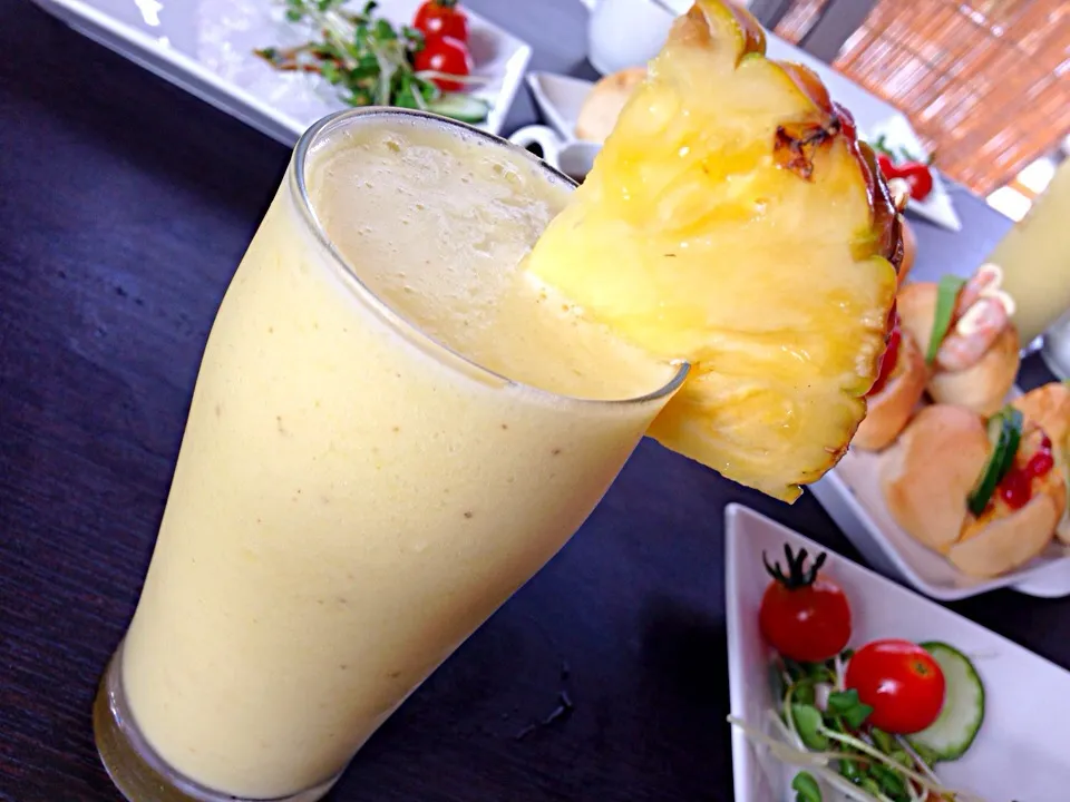 Pineapple smoothie🍍|viviさん