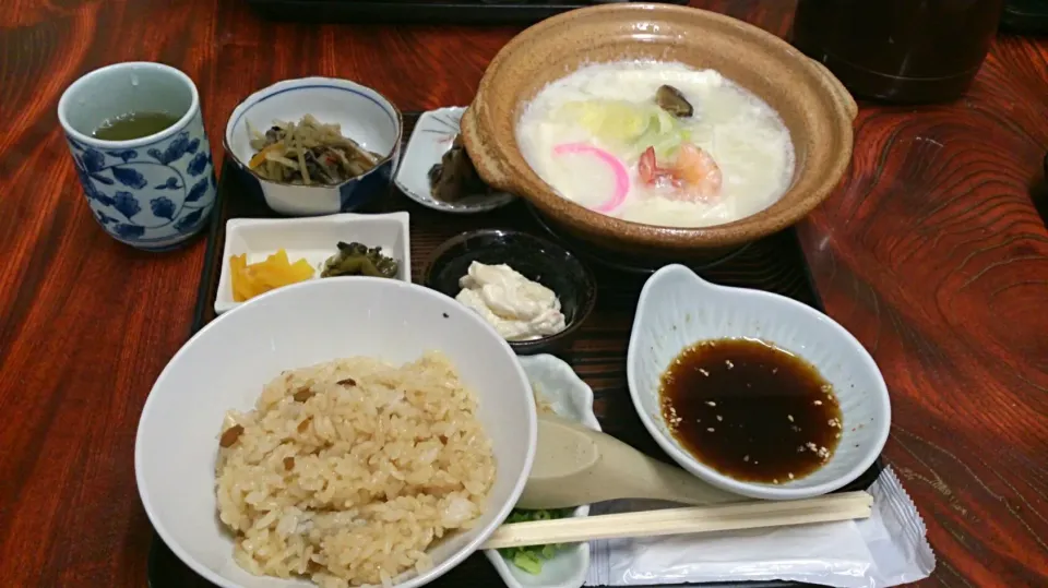 湯豆腐定食|えっちゃんさん