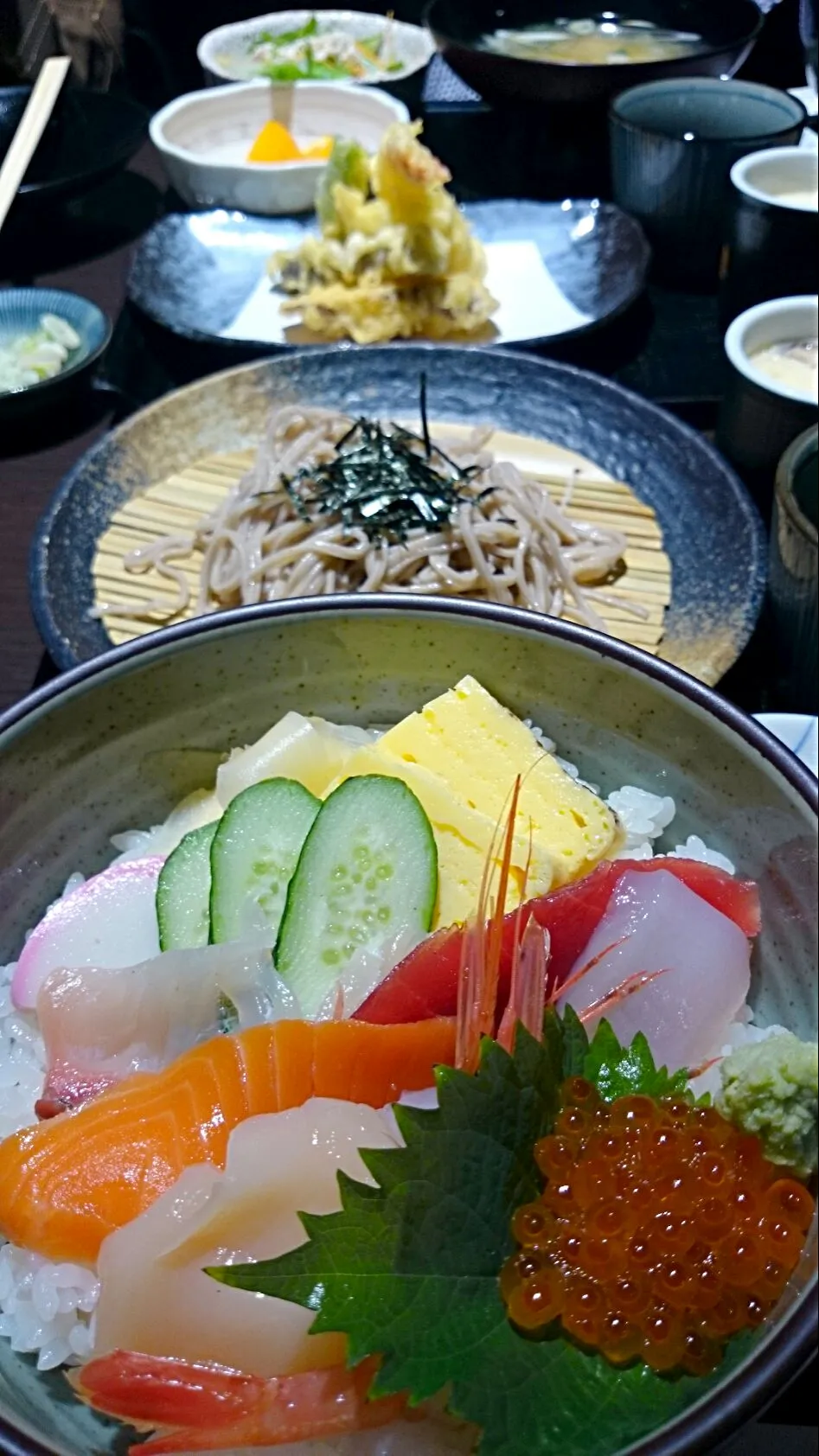 Snapdishの料理写真:海鮮丼定食|Yumikoさん